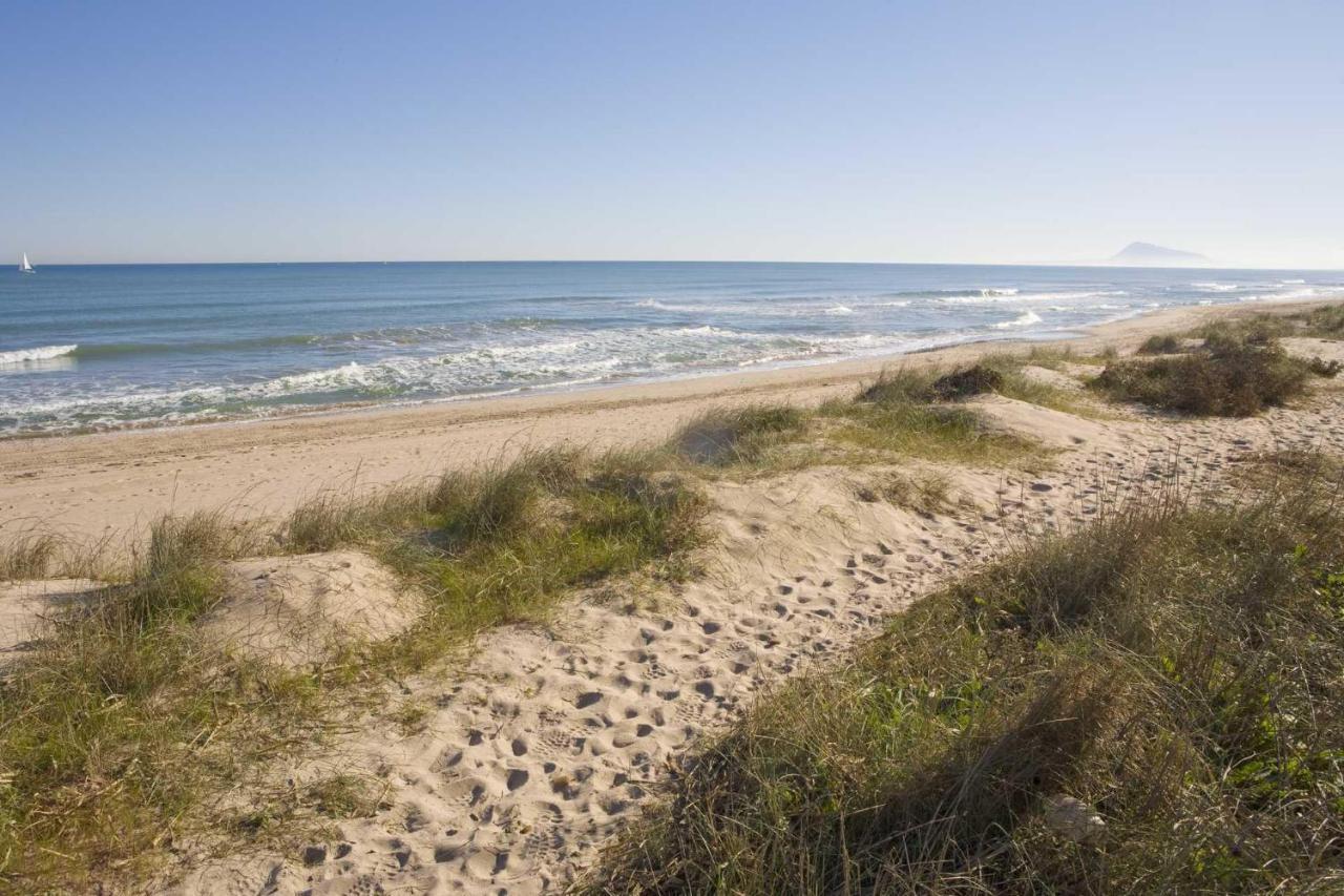 Piles - Apartment - Sleeps 7 - Parking - Seafront Extérieur photo