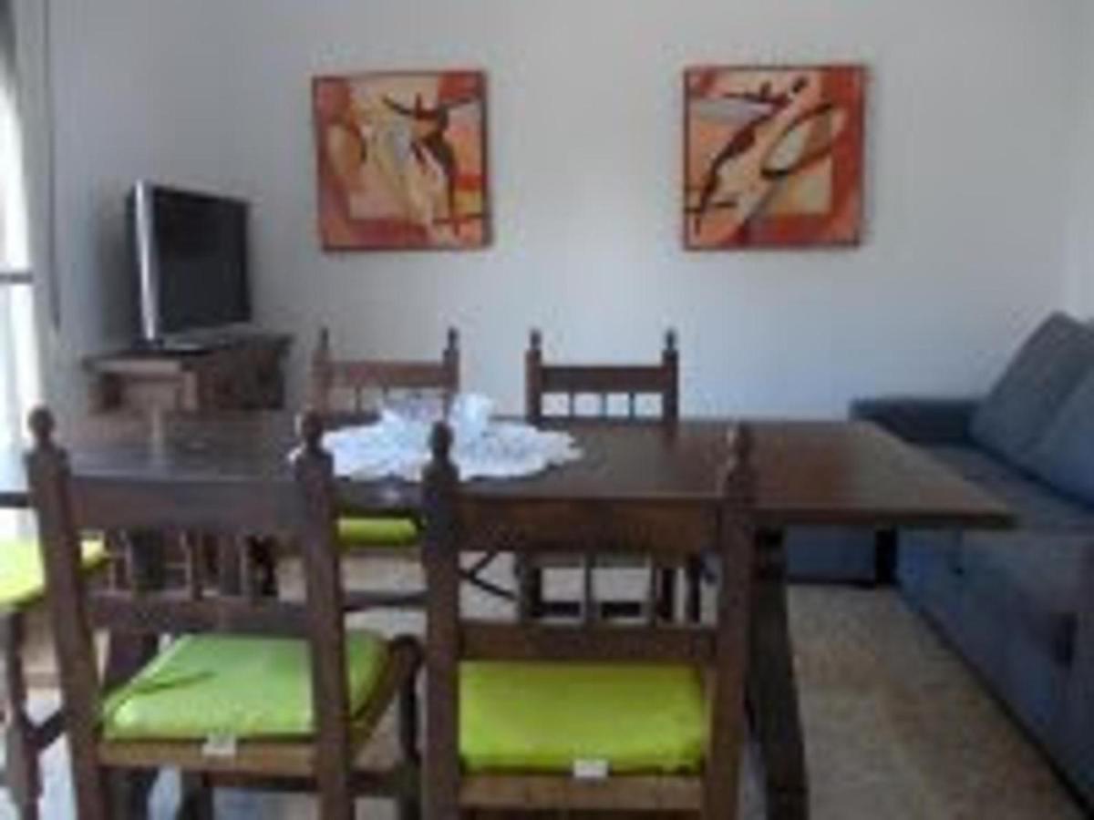 Piles - Apartment - Sleeps 7 - Parking - Seafront Extérieur photo