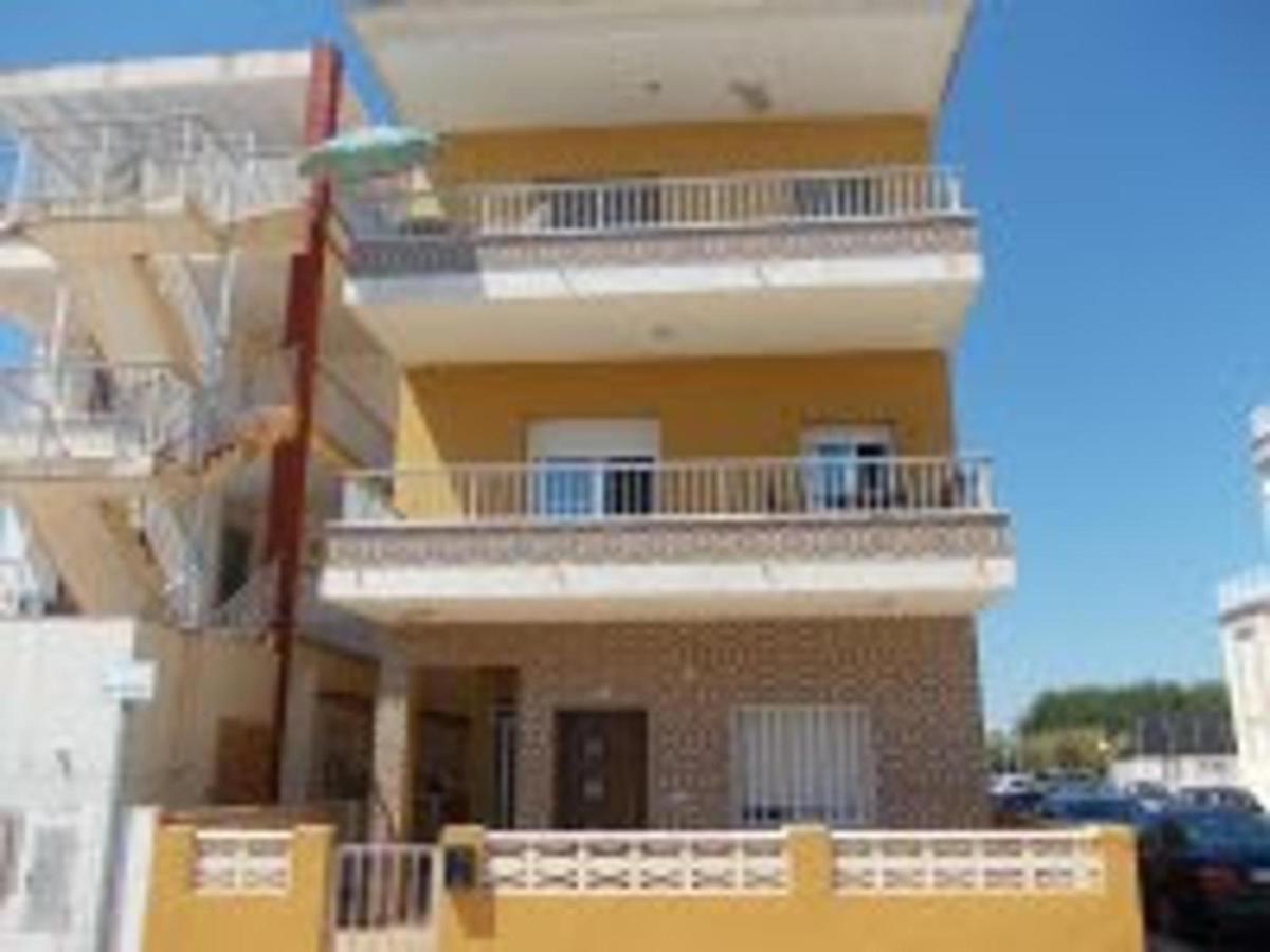 Piles - Apartment - Sleeps 7 - Parking - Seafront Extérieur photo